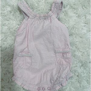 Monica and Andy seersucker